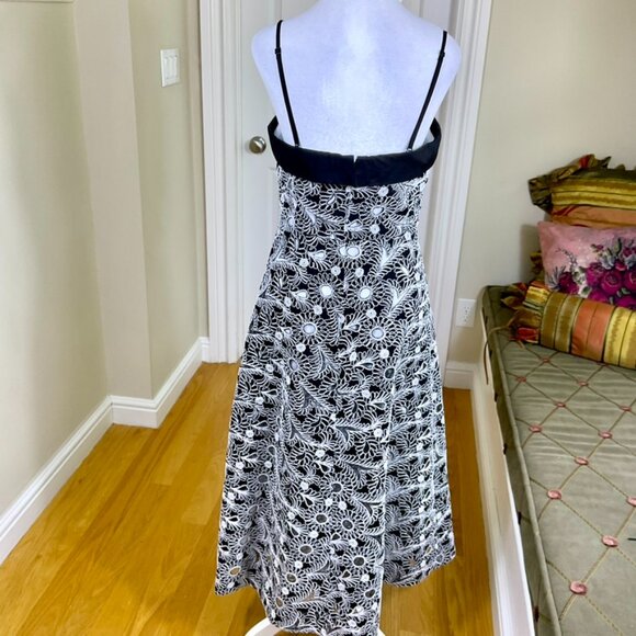 Anthropologie Maeve Dress Midi Strapless Embroidered Black White Floral (8) - Picture 4 of 12